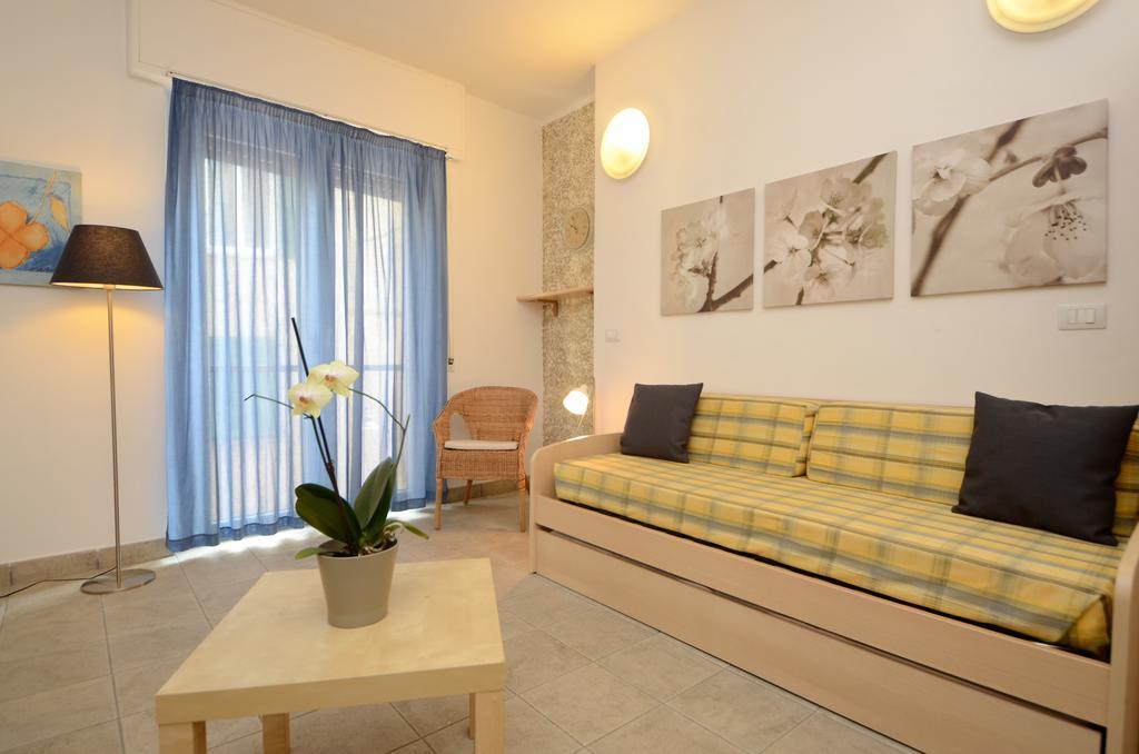 Residence Il Gabbiano 瓦里格提 客房 照片